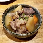 Washoku Izakaya Akabei Kanda - 肉じゃが