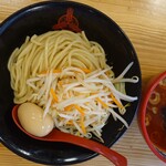 Tsukemen Senmon Ten Mita Seimenjo Okazaki Ten - 辛いつけ麺+野菜盛り