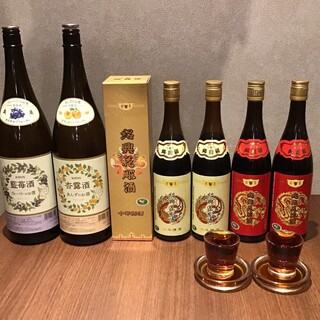 本場中国直輸入の紹興酒など、中華に合うドリンクも豊富！