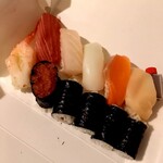 Asahi Sushi - 中生寿し 1100円