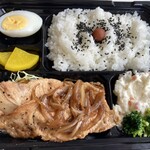 Kissa Ten Tetra - しょうが焼き弁当　テイクアウト