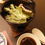 Restaurant Morito - 湯豆腐スタンバイ。