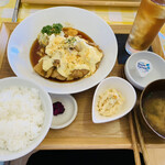 Meshi-bou! - チキン南蛮定食880円
ランチタイムはドリンク100円