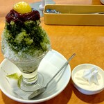 Gusto Yamanashi Manriki Ten - かき氷宇治抹茶あずき329円+ｿﾌﾄｸﾘｰﾑﾄｯﾋﾟﾝｸﾞ110円