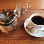 Cafe Dining LÜDERA - 2階席には持ってきて頂けます。