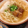 Soba Yoshi - 沖縄そばです+ジューシーで800円です。