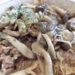 Sukiya Nisan Go Shizunai Ten - 3種のきのこ牛丼 すき家 235号静内店