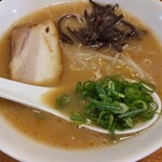 とんこつラーメンまるとん屋 - 料理写真: