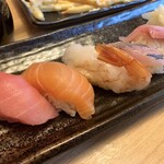 Taishu Sakaba Sushi Sumibi Shimokitazawa Ten - 寿司