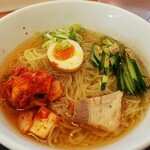 Hidakaya Jeiarukumagayaekiten - 冷麺のアップ