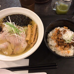 Sapporo Ramen HACHI - 