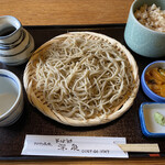 Soba Dokoro Shinsen - ざる蕎麦と炊き込みご飯セット