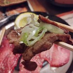 Yakiniku Kintoun - 厚さバラバラ 笑