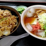 Takayama - 氷ラーメンと肉めし