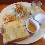 Cafe ikoi - はちみつチーズトーストのセット