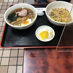 中国料理 江陽 - ボリューム満点ミニセット　７００円　ラーメンとチャーハン　絶妙です！！