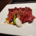 Yakiniku Ushijirushi Kyobashi Edoguran Ten - 肉のアップ 202109