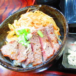 Sarashina Soba Isogiri Chuo Ten - 期間限定・牛ももステーキ丼もりセット　８６０円（税込）の牛ももステーキ丼のアップ【２０２１年９月】