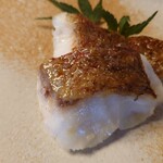 Yoro Uoshin - 鯛の切身の塩焼き　よく脂が乗っててこれは美味しい！