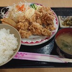 レストラン海乃風 - 唐揚げ定食