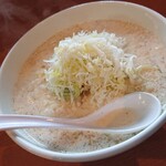 半畳 - 白い面白いラーメン