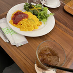 MOA cafe Tokyo Interia Kagu Osaka Honten - 