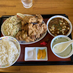 Chuka Hanten Manchuria - コレが、あの伝説の「唐揚げ定食」なり(O_O)