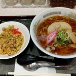 食事処 さつま屋 - 料理写真:ラーメンセット　800円