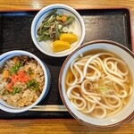 おうばく - かやく定食 780円