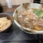 うどんばか 平成製麺所 - 肉かす(天かす抜き)andかやくご飯の定食