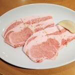 Yakiniku no Kanemaru Nishiyaidzu Ten - 金豚王 豚ロース塩味