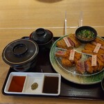 Gyukatsu Kyoto Katsugyu Gion Yasaka Ten - よくばり御膳！！