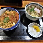 美濃吉 - 料理写真:得々！丼セット　カツ丼＋そば￥1,000