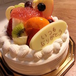 Patisserie Mariage - 妻の誕生日・・・いつもメッセージプレートチョコを子供同士で取り合いになるんで一枚追加してもらいました。