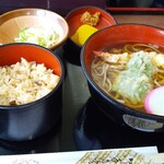 衣関屋 - 天婦羅そばセット！