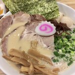 Ore no Tonkotsu Sohonten - 贅沢豚骨ラーメン(うずら)