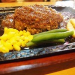 Hamburger Steak no Mise Matsuo - 日曜もランチありセット700円はすごいコスパ