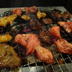 Shichirin Yakiniku Anan Ikegami Ten - 何が何やら…