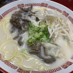 Gyuuzen - 牛骨ラーメン