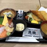 魚屋のどんぶり 魚錠 - 贅沢！ 選べる丼セット