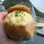 パンとドレッシングの店 ゴエモン - ポテトとベーコングラタン