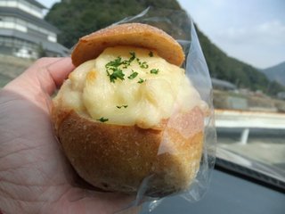 パンとドレッシングの店 ゴエモン - ポテトとベーコングラタン