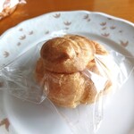 Tannai Kashi Ten - シュークリーム150円(税別)