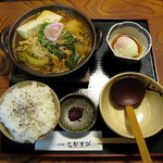 こむすび - 豚キムチ豆腐鍋定食（900円）