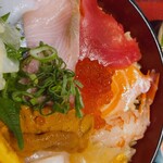 Sushi Izakaya Marugamaru Takadanobaba Ten - 雲丹