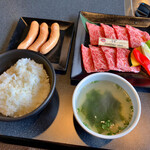 Yakiniku Motobu Bokujou Nago Ten - 