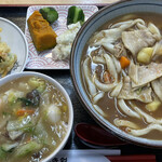 しき彩 - カレーうどん・中華丼セット　1100円　特盛　200円　かき揚げ　100円