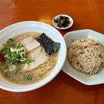 Tonkotsu Ramen Ichiden - 焼きめしセット