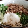 さぬきうどん たかはし - 料理写真:現在人気ダントツNo.1の冷やし肉ぶっかけうどん！価格は５９０円