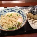 Marugame Seimen Kanazawa Yumatsu Ten - トロ玉うどん